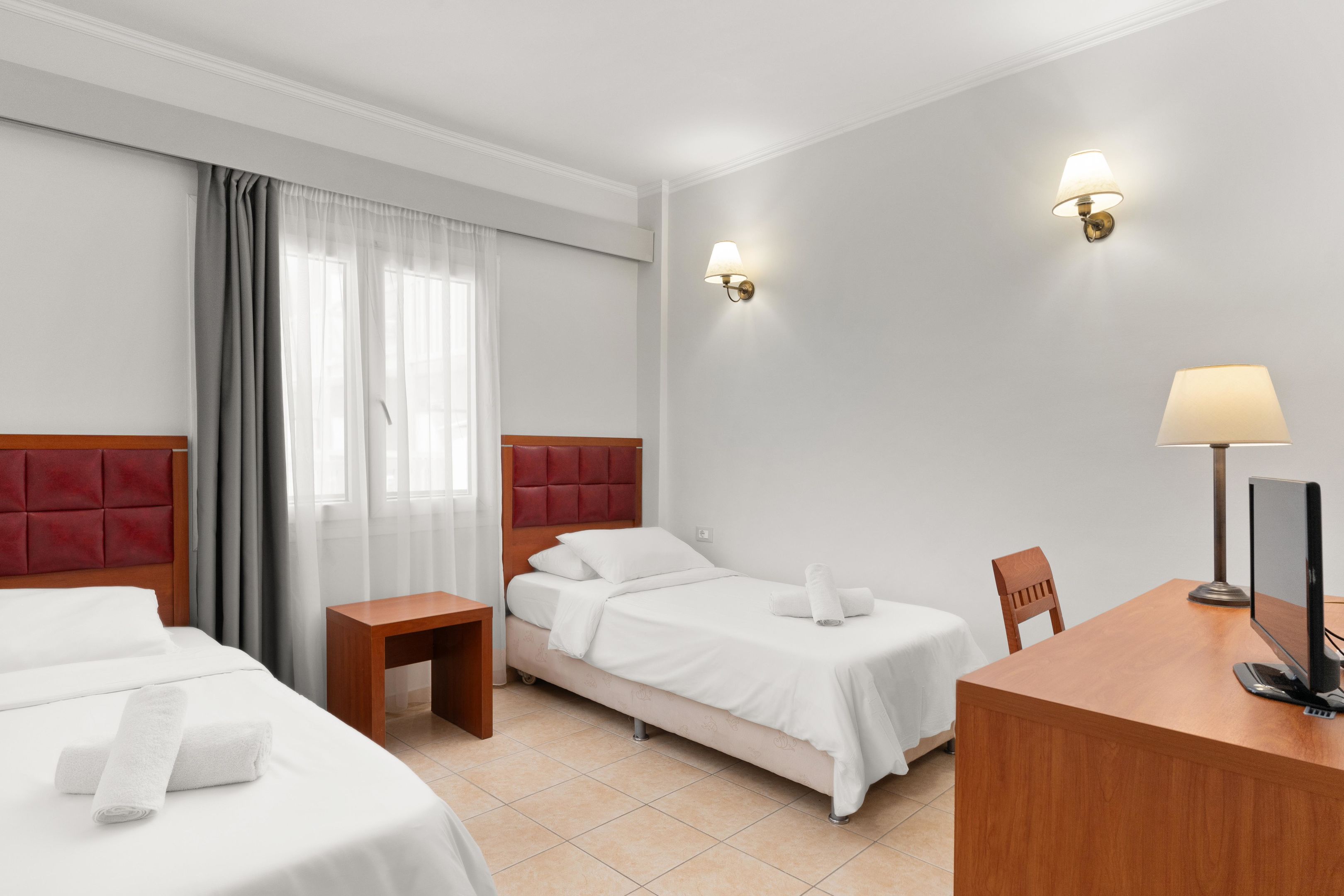 ARITI GRAND HOTEL