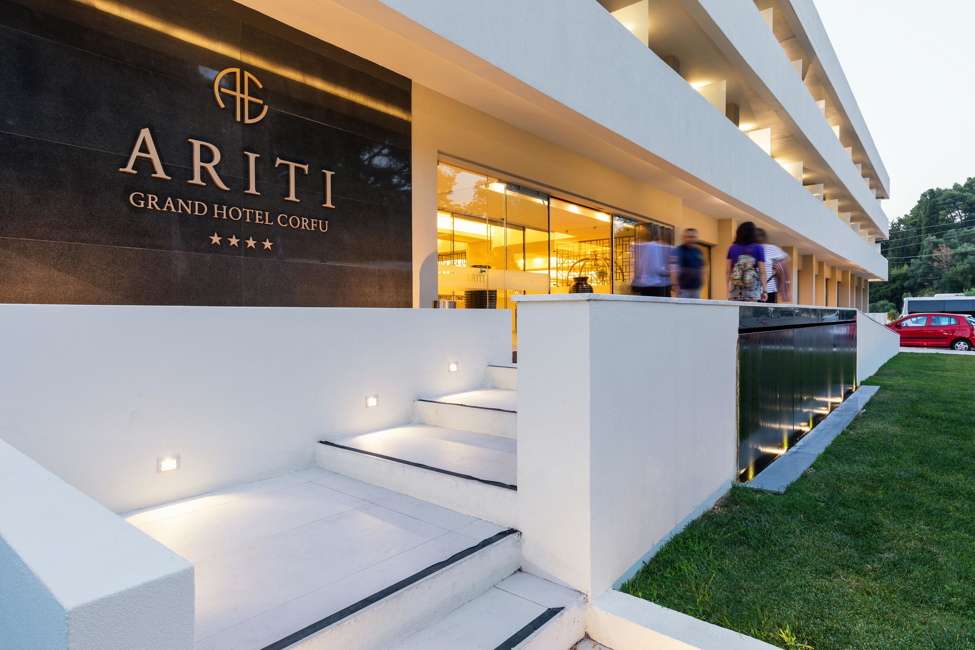 ARITI GRAND HOTEL