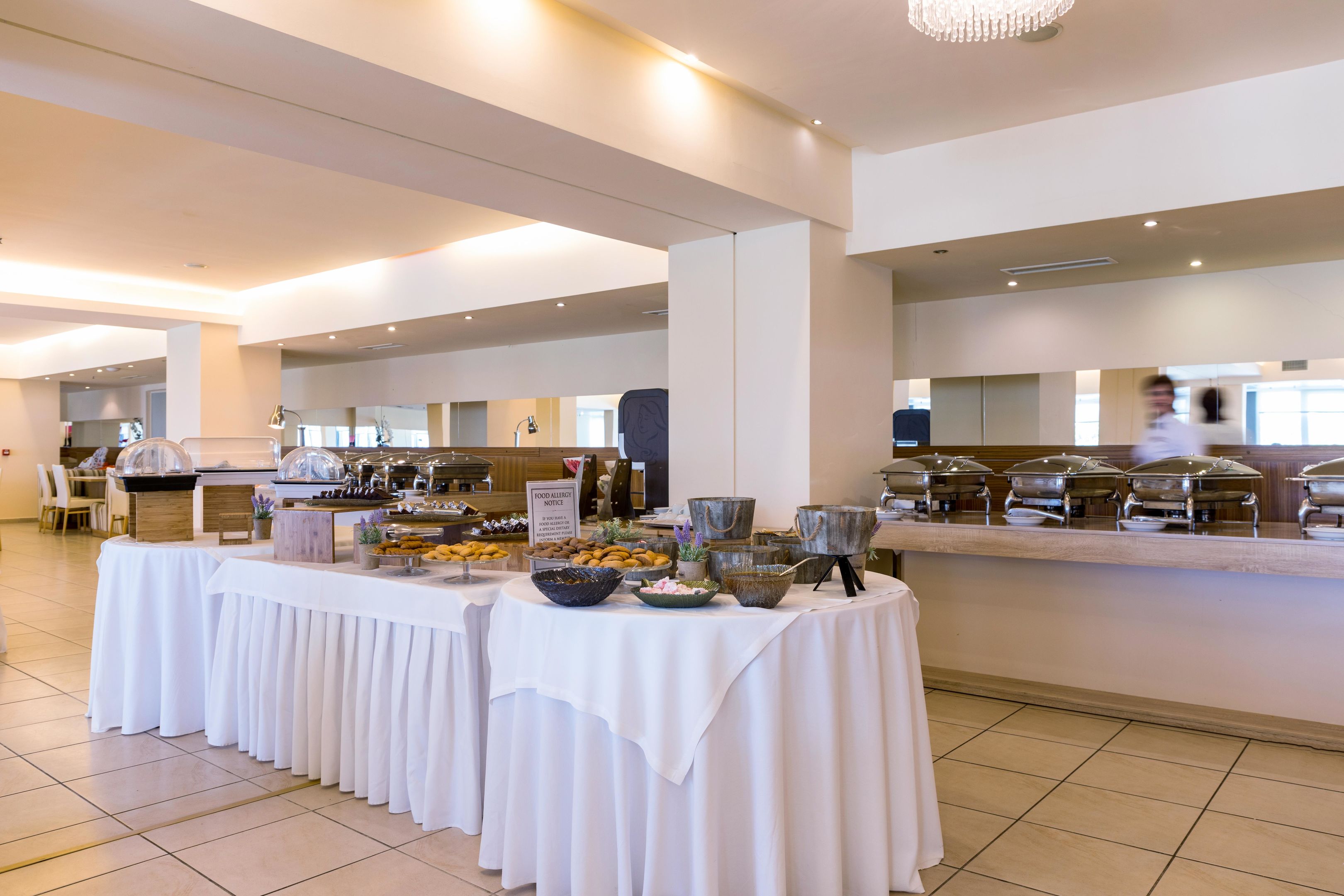 ARITI GRAND HOTEL