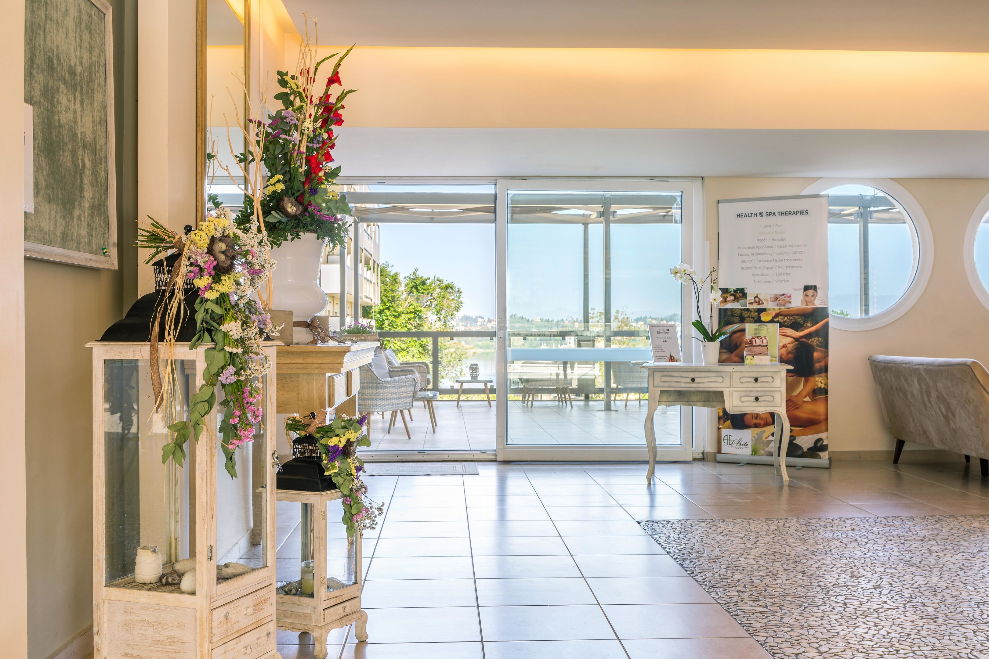 ARITI GRAND HOTEL
