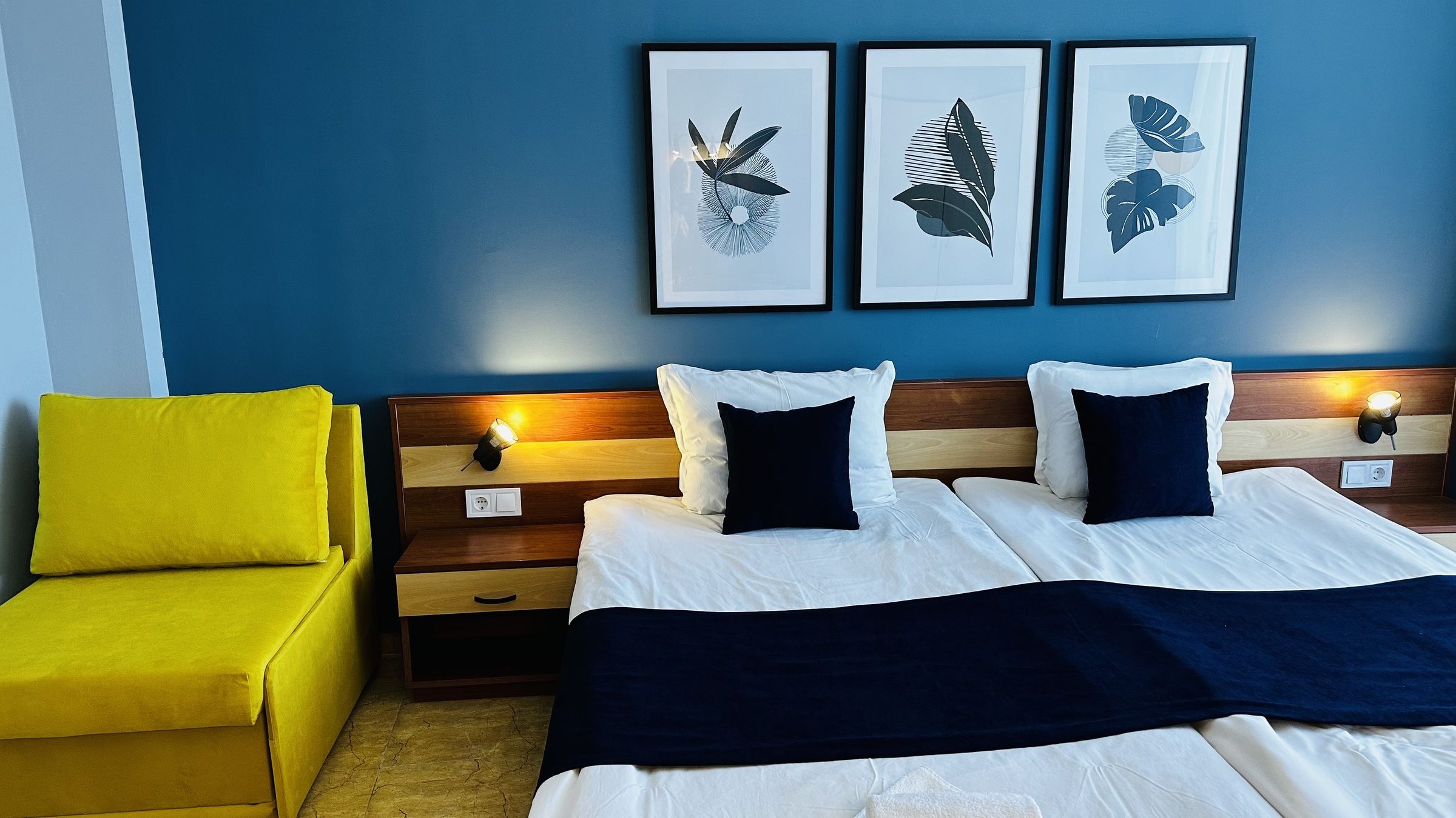 QUEEN NELLY HOTEL