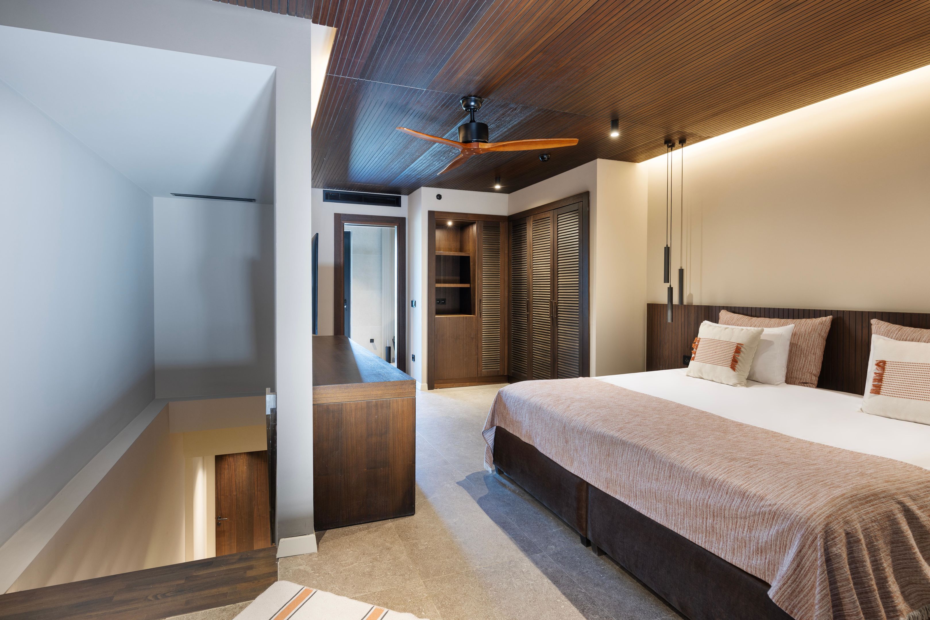 JACARANDA LUXURY RESORT