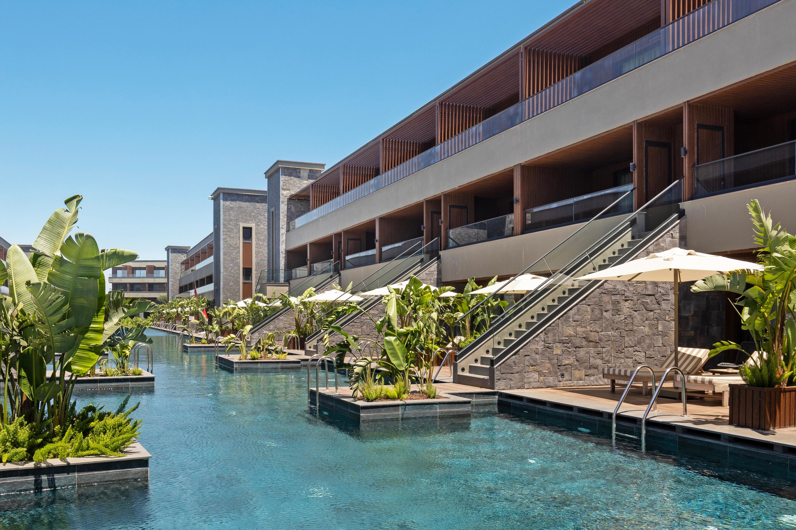 JACARANDA LUXURY RESORT