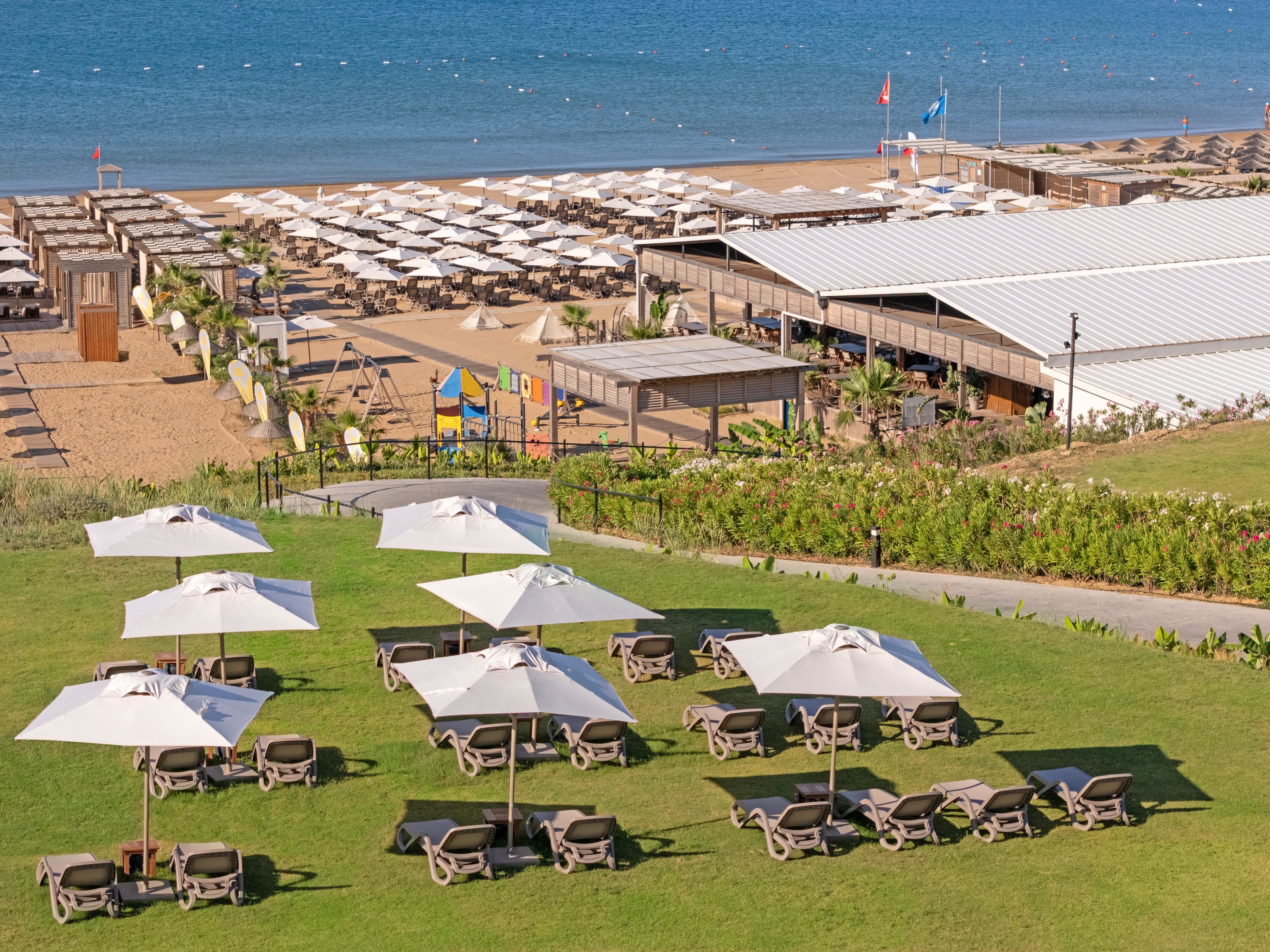 JACARANDA LUXURY RESORT