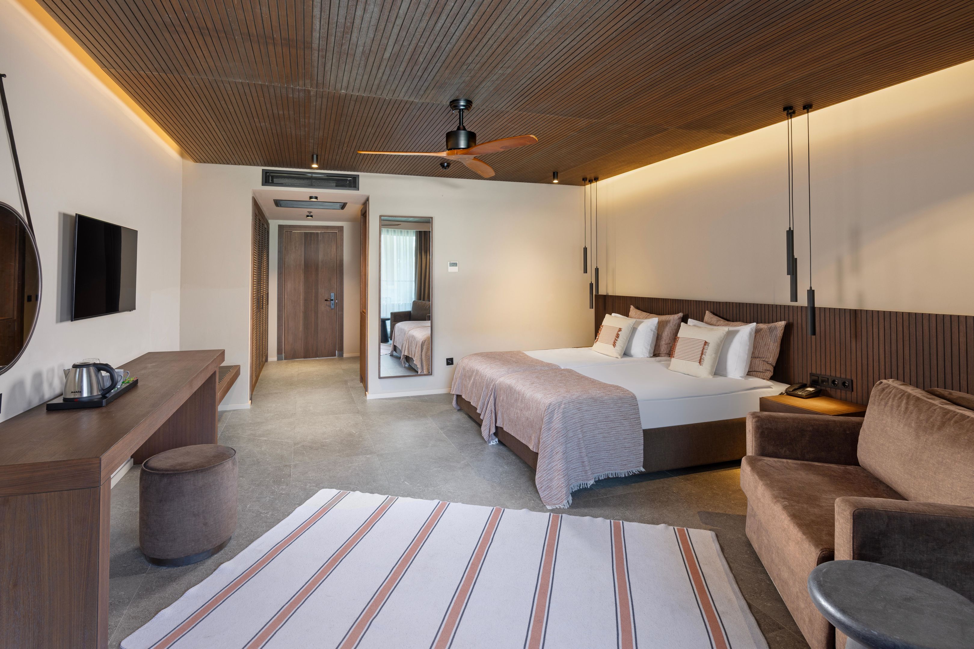 JACARANDA LUXURY RESORT