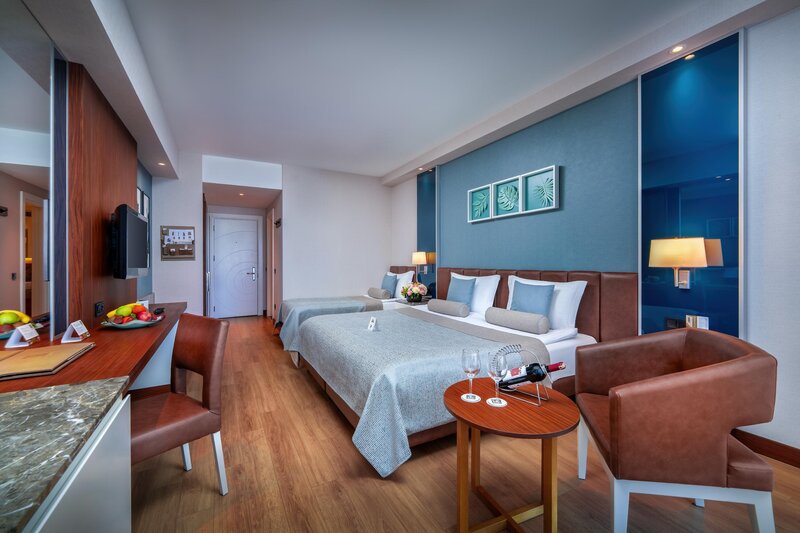 BAIA HOTEL LARA