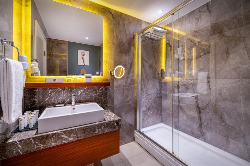 BAIA HOTEL LARA