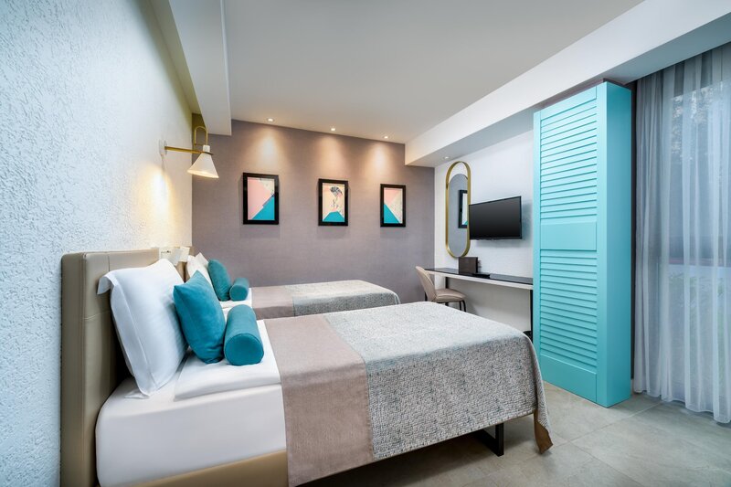 BAIA HOTEL LARA