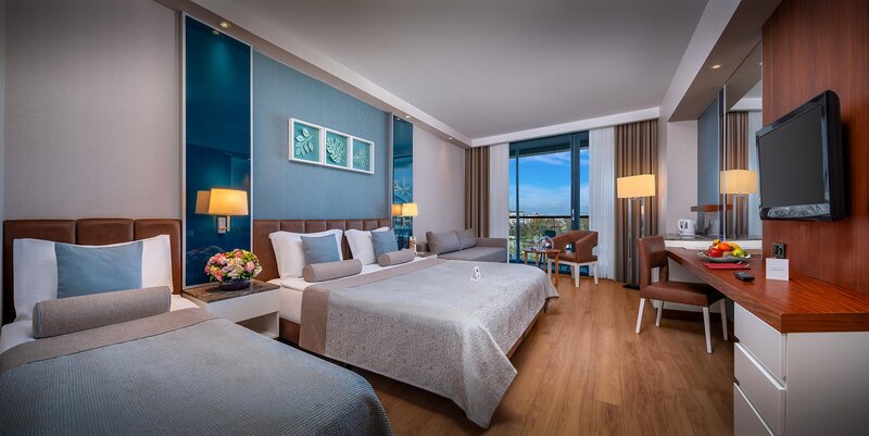 BAIA HOTEL LARA