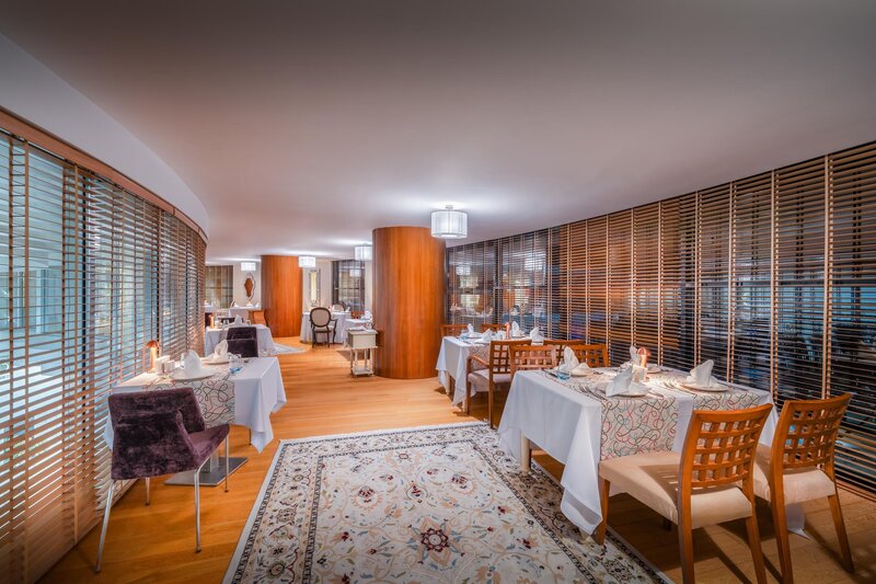 BAIA HOTEL LARA