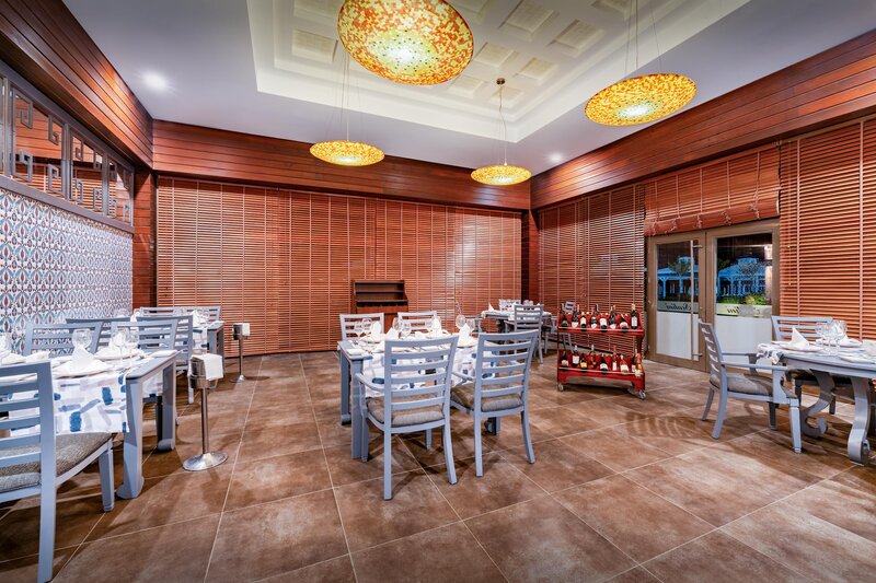 BAIA HOTEL LARA