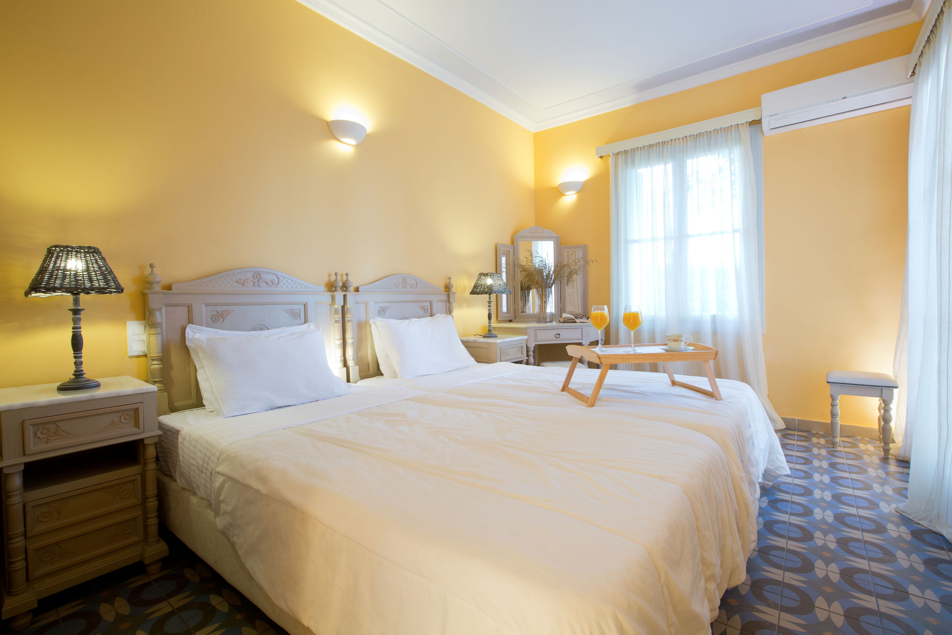 RED TOWER HOTEL - SUITES