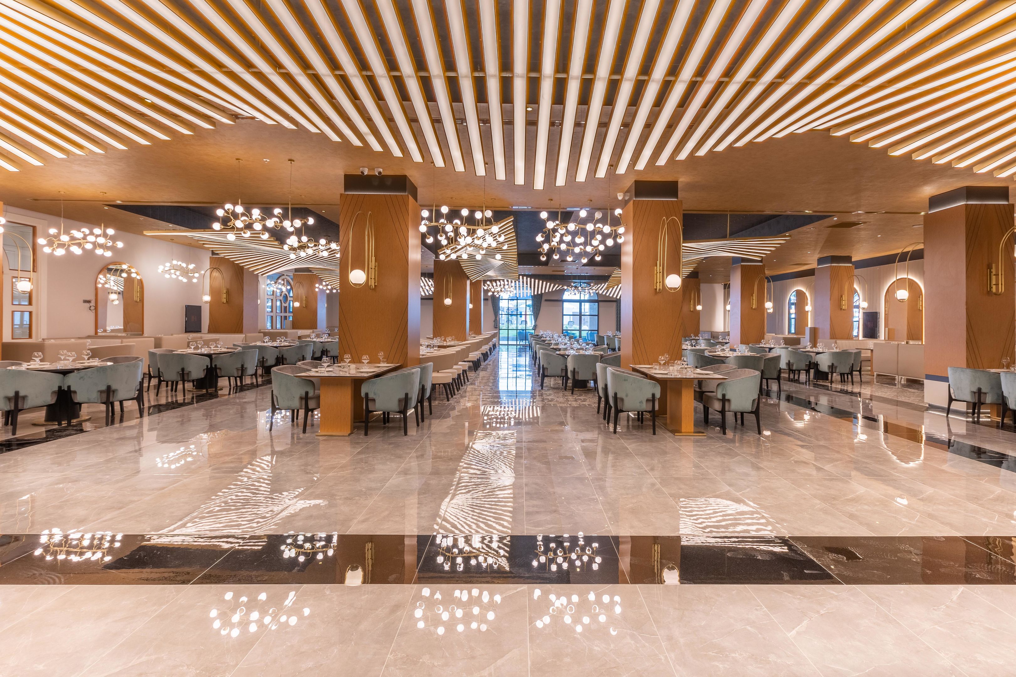 SERENITY QUEEN HOTEL