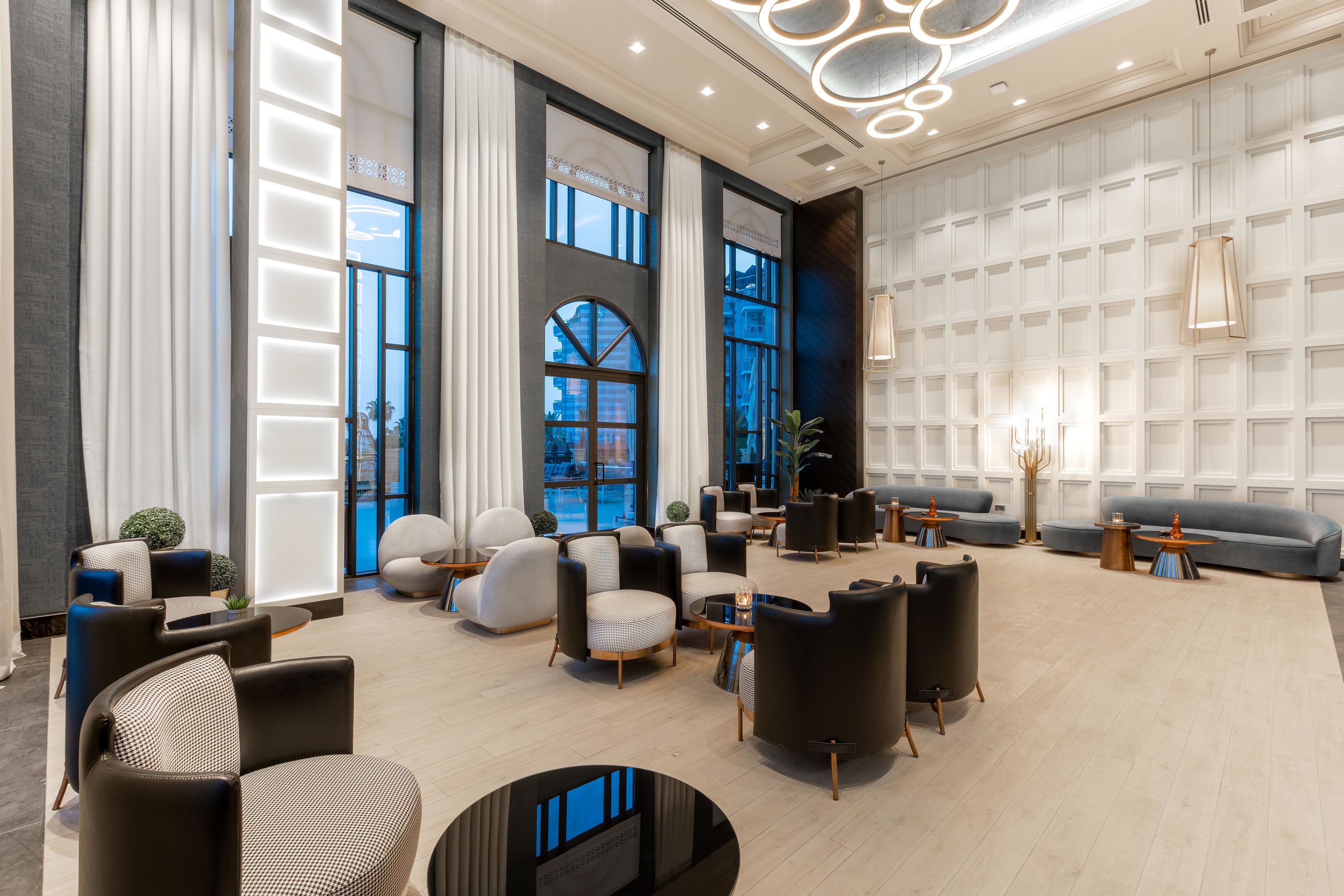 SERENITY QUEEN HOTEL
