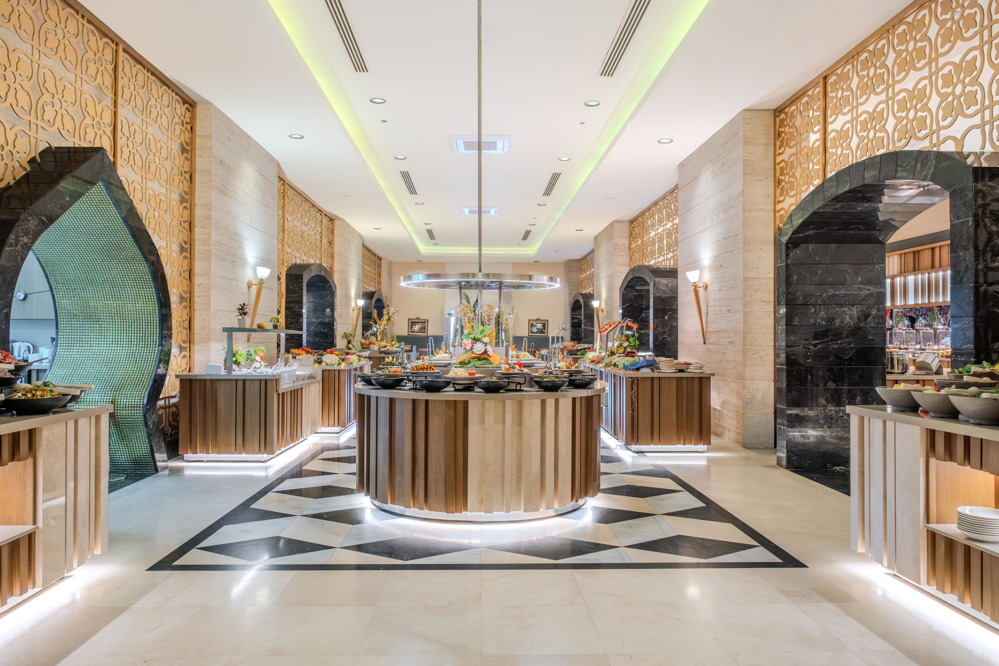 MELAS HOTEL LARA