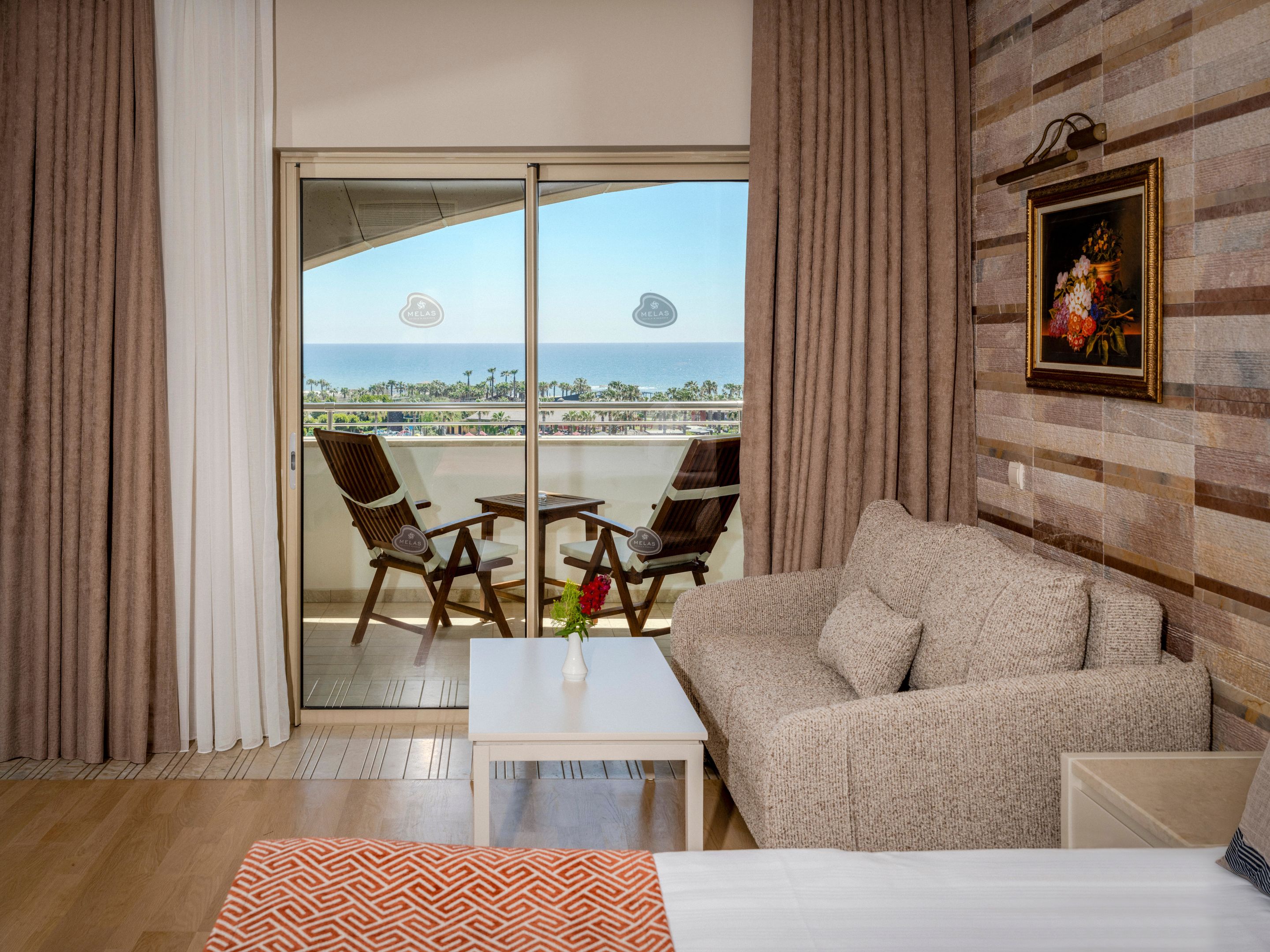 MELAS HOTEL LARA