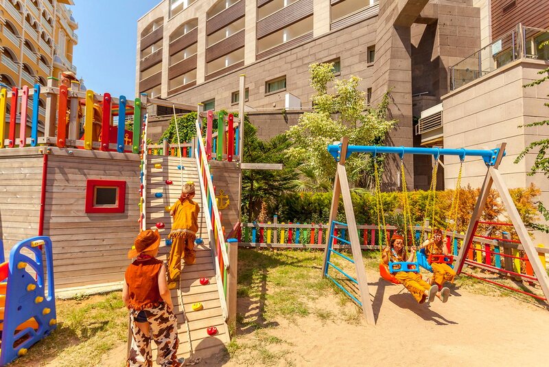 MELAS HOTEL LARA