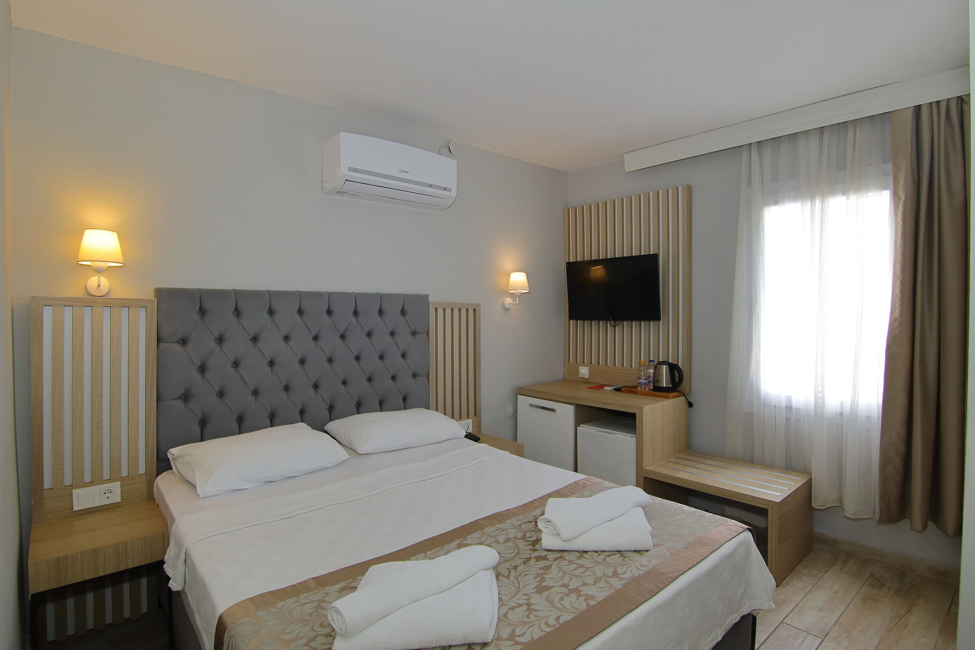 BLEU NUIT HOTEL