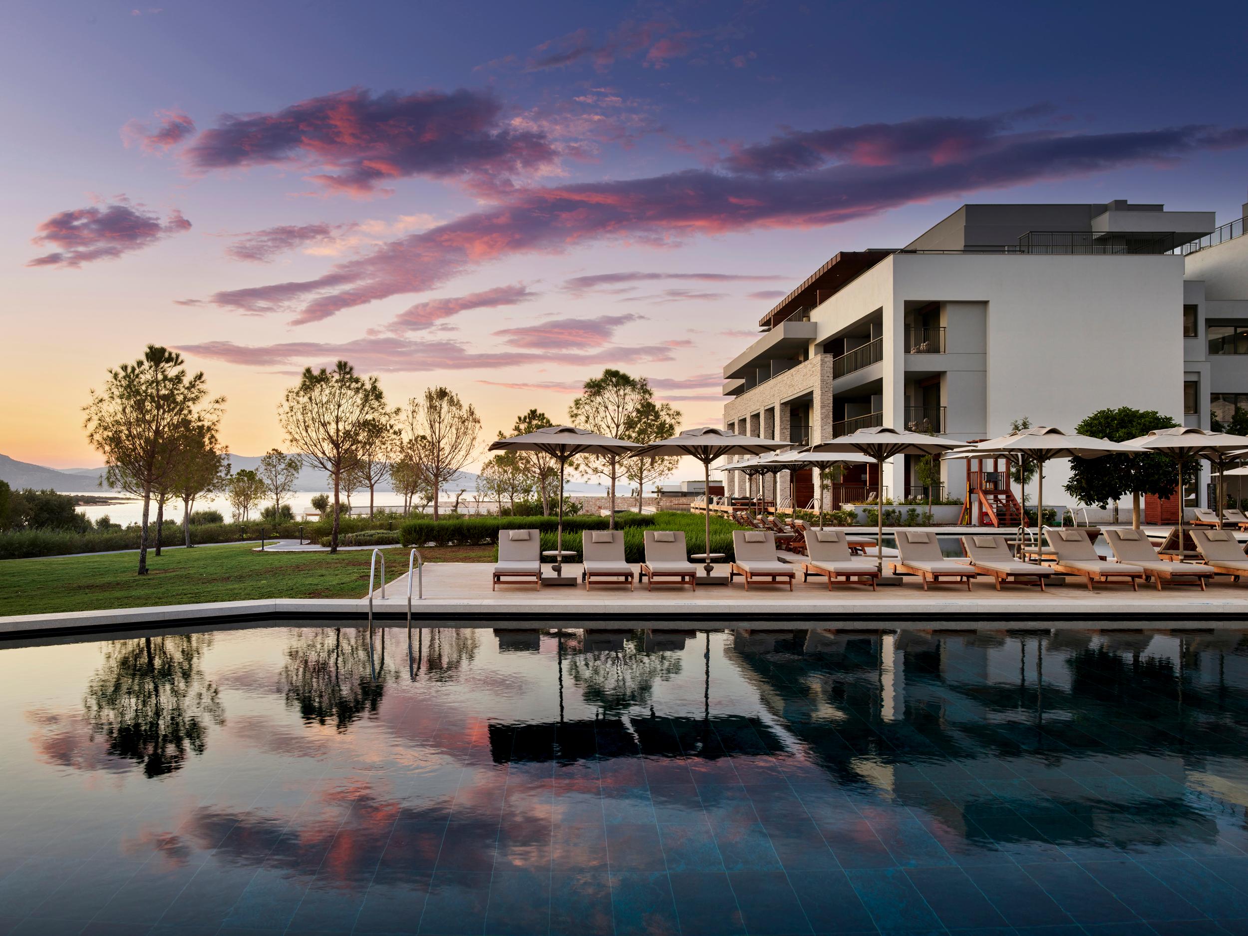 ANDA BARUT COLLECTION