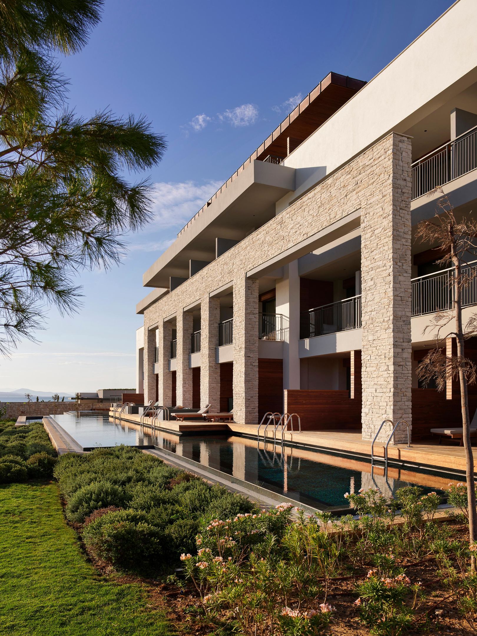 ANDA BARUT COLLECTION