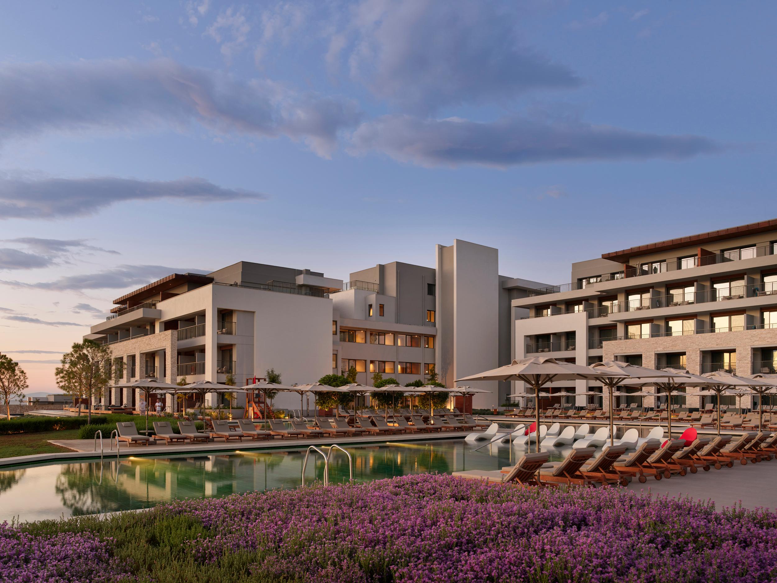 ANDA BARUT COLLECTION
