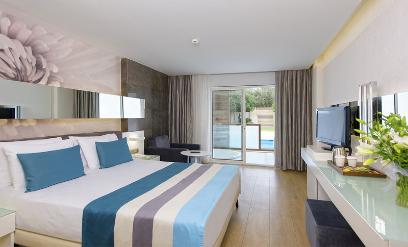 LONICERA WEST HOTEL