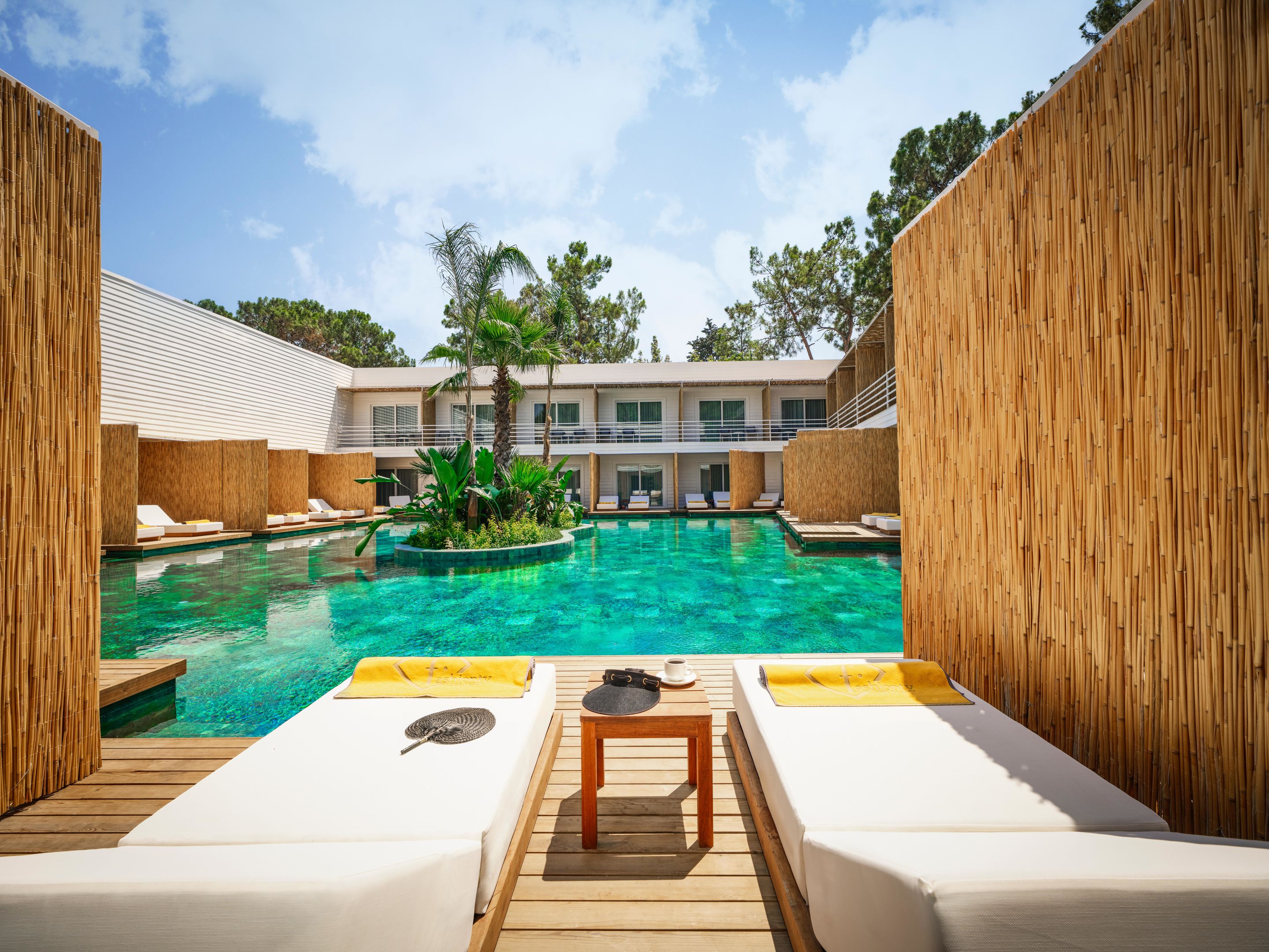 FASHIONTV LUXE RESORT