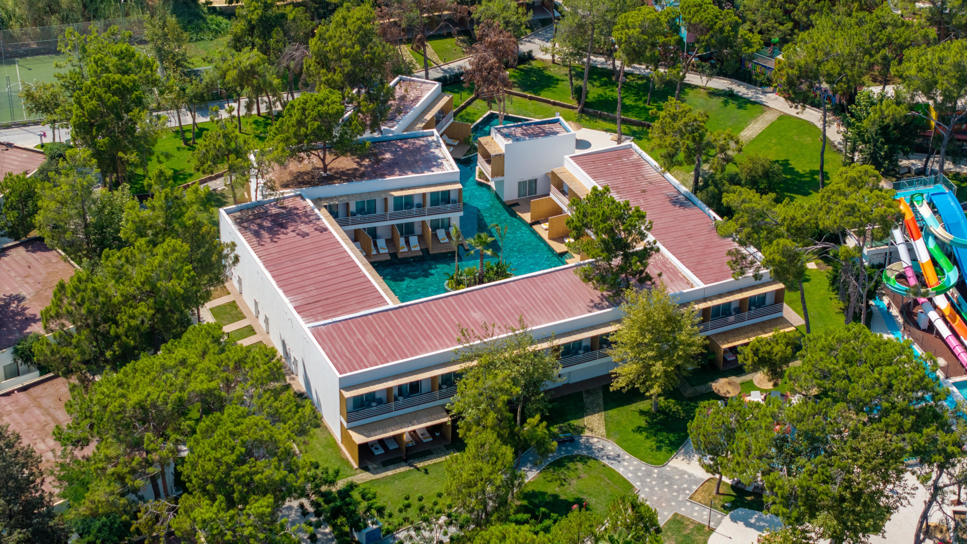 FASHIONTV LUXE RESORT