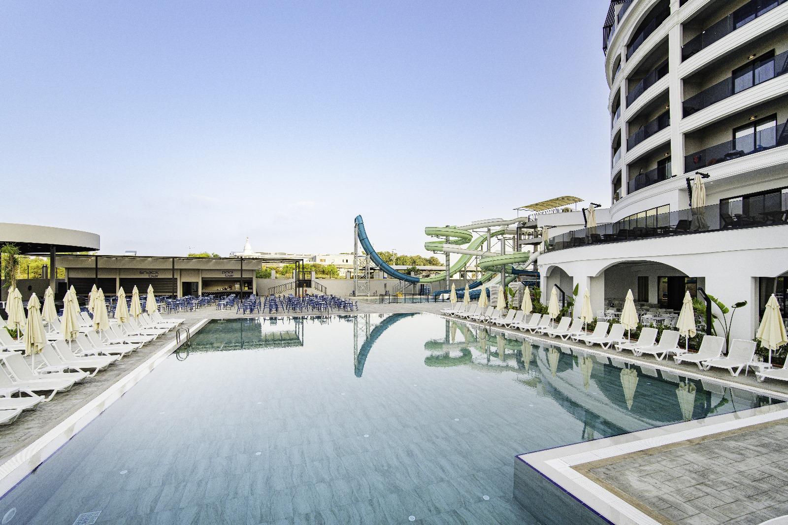 SIDE MOON PALACE HOTEL