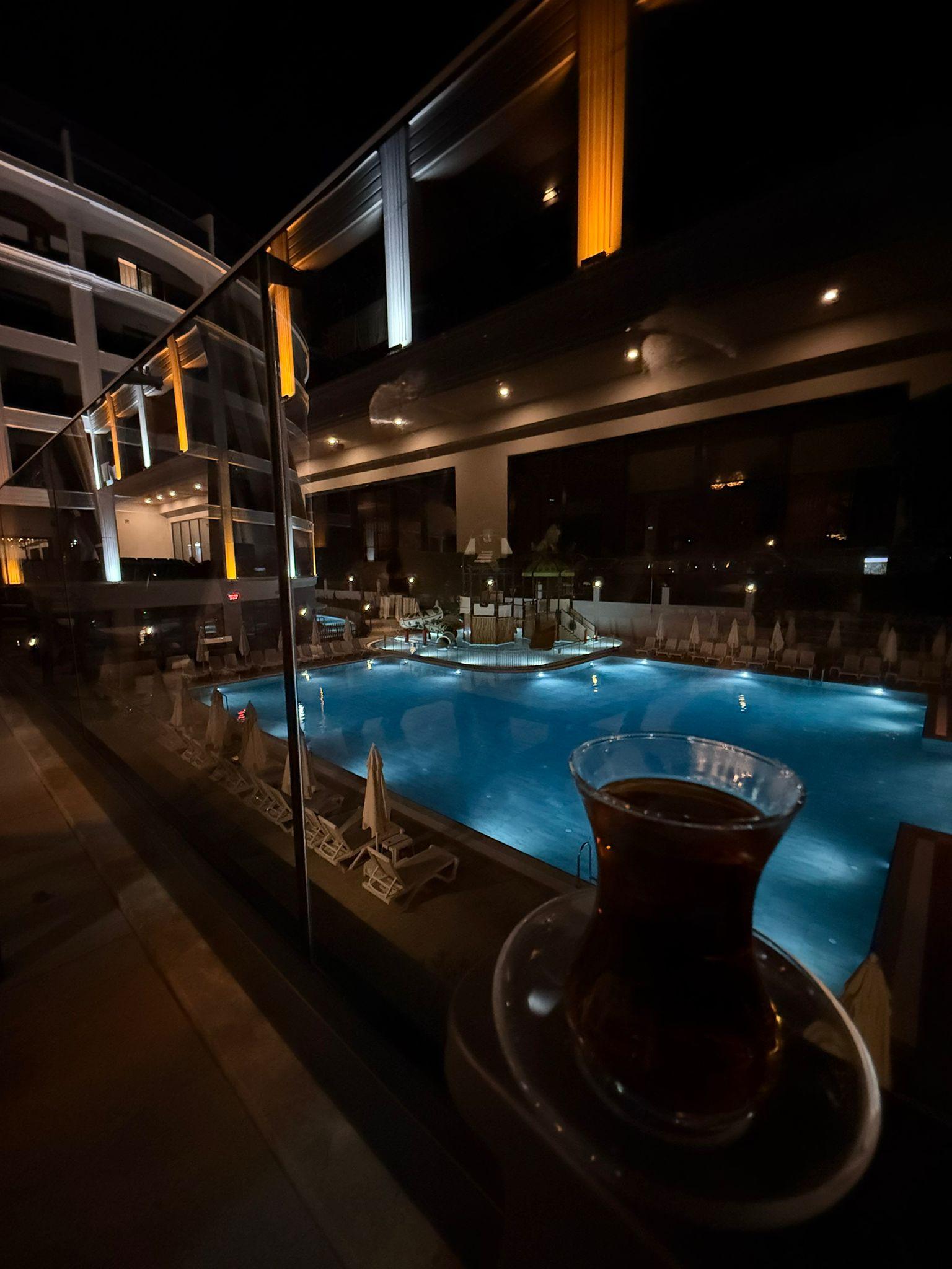 SIDE MOON PALACE HOTEL