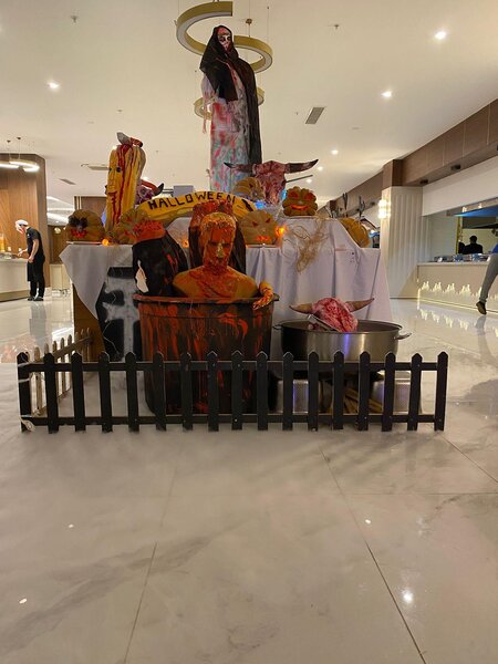 SIDE MOON PALACE HOTEL