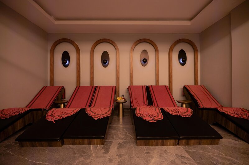 SIDE MOON PALACE HOTEL