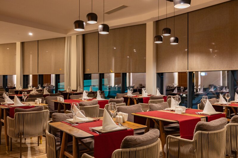 SIDE MOON PALACE HOTEL