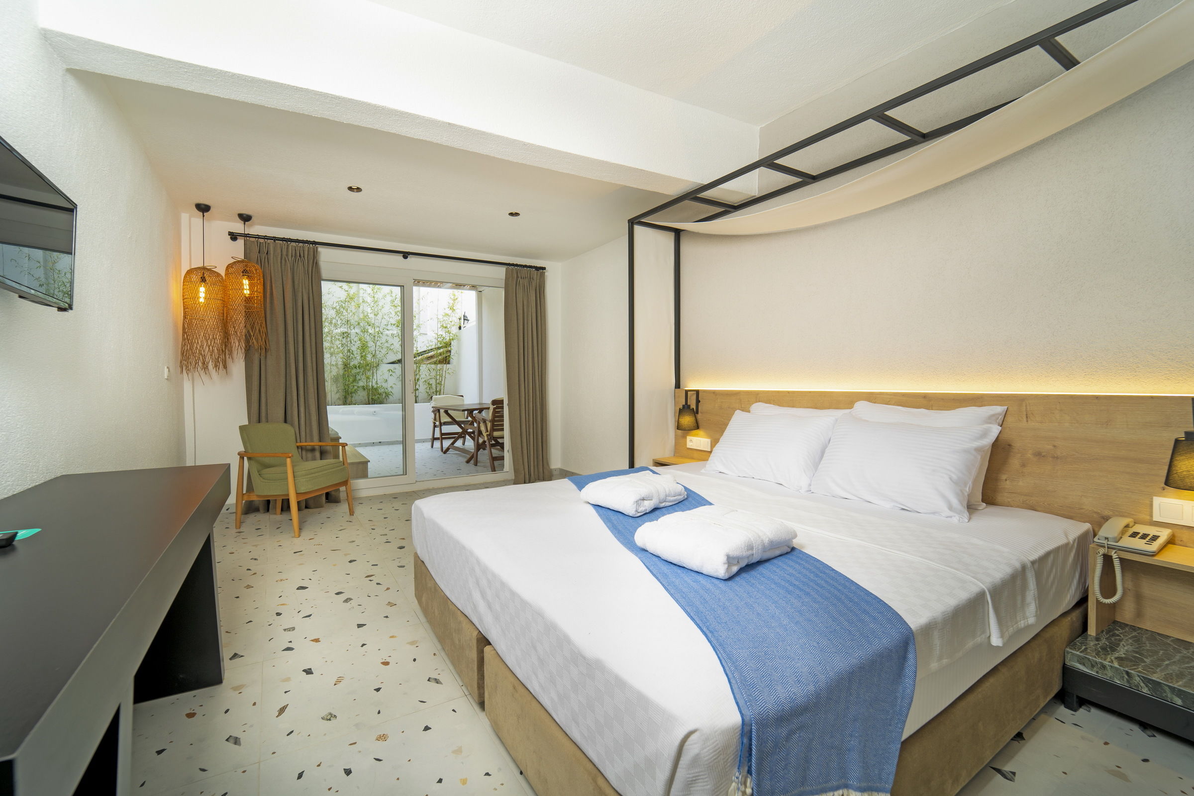 KARBELSUN  HOTEL