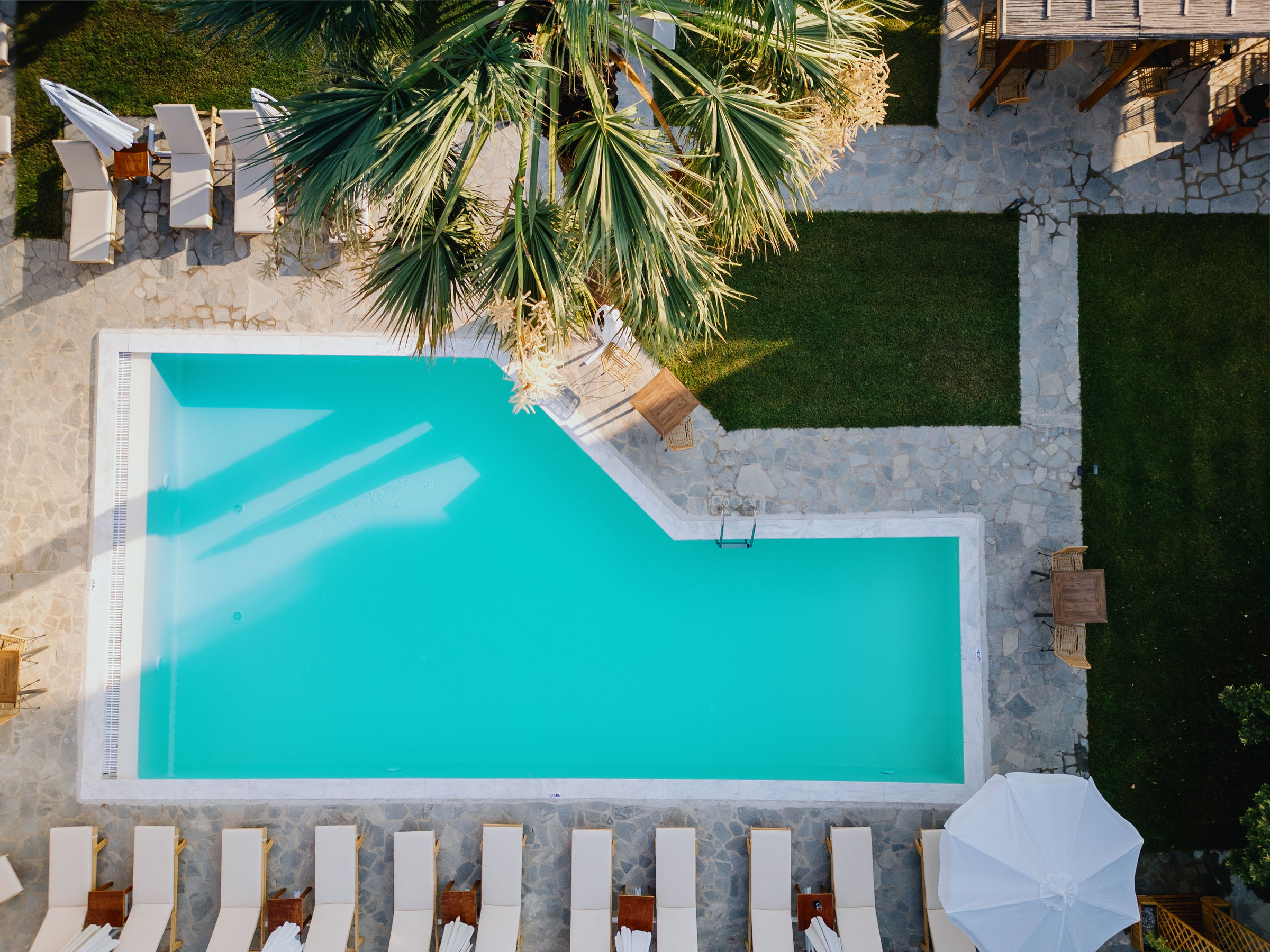 BLUE BAY HOTEL NEA IRAKLITSA