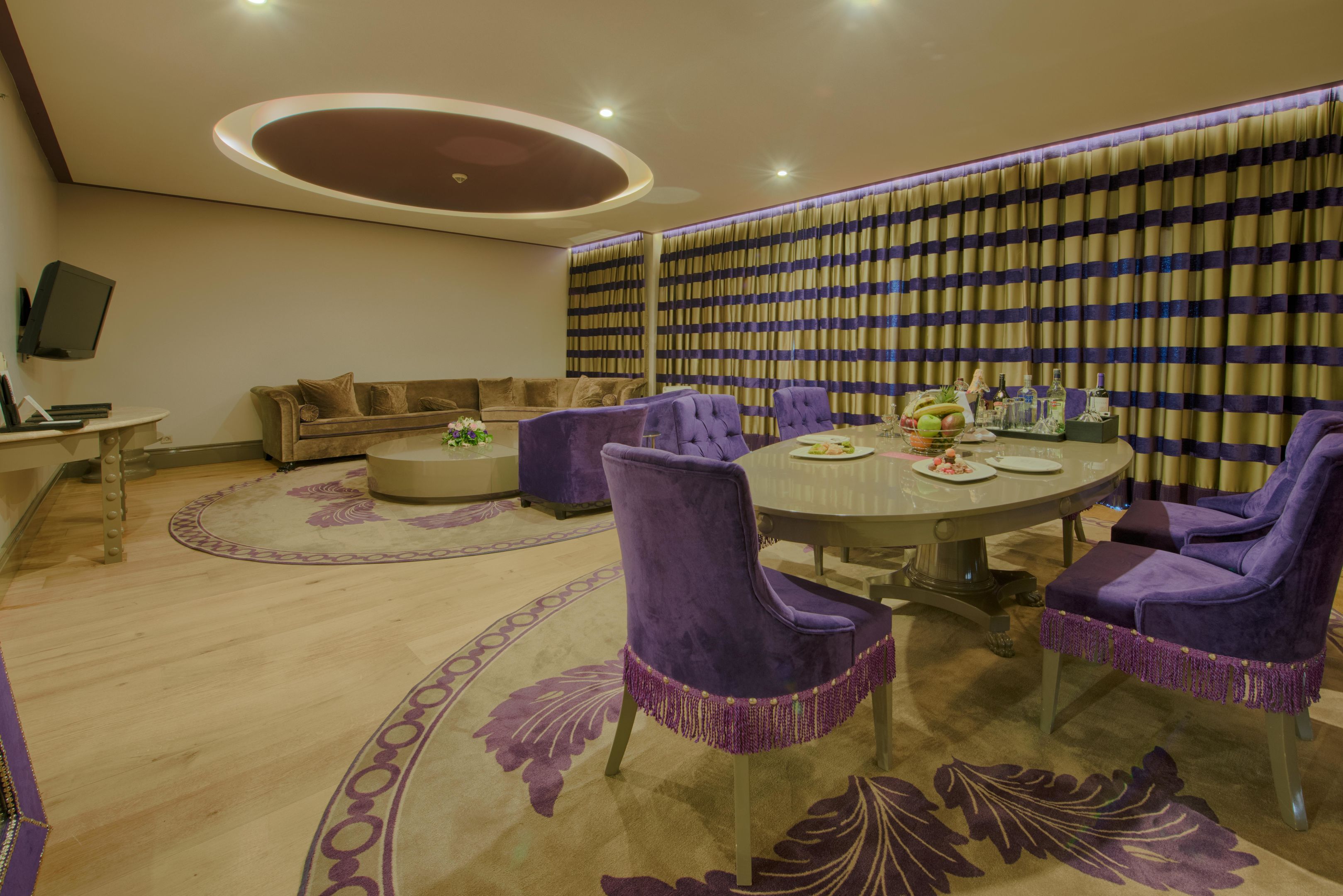 SELECTUM LUXURY RESORT