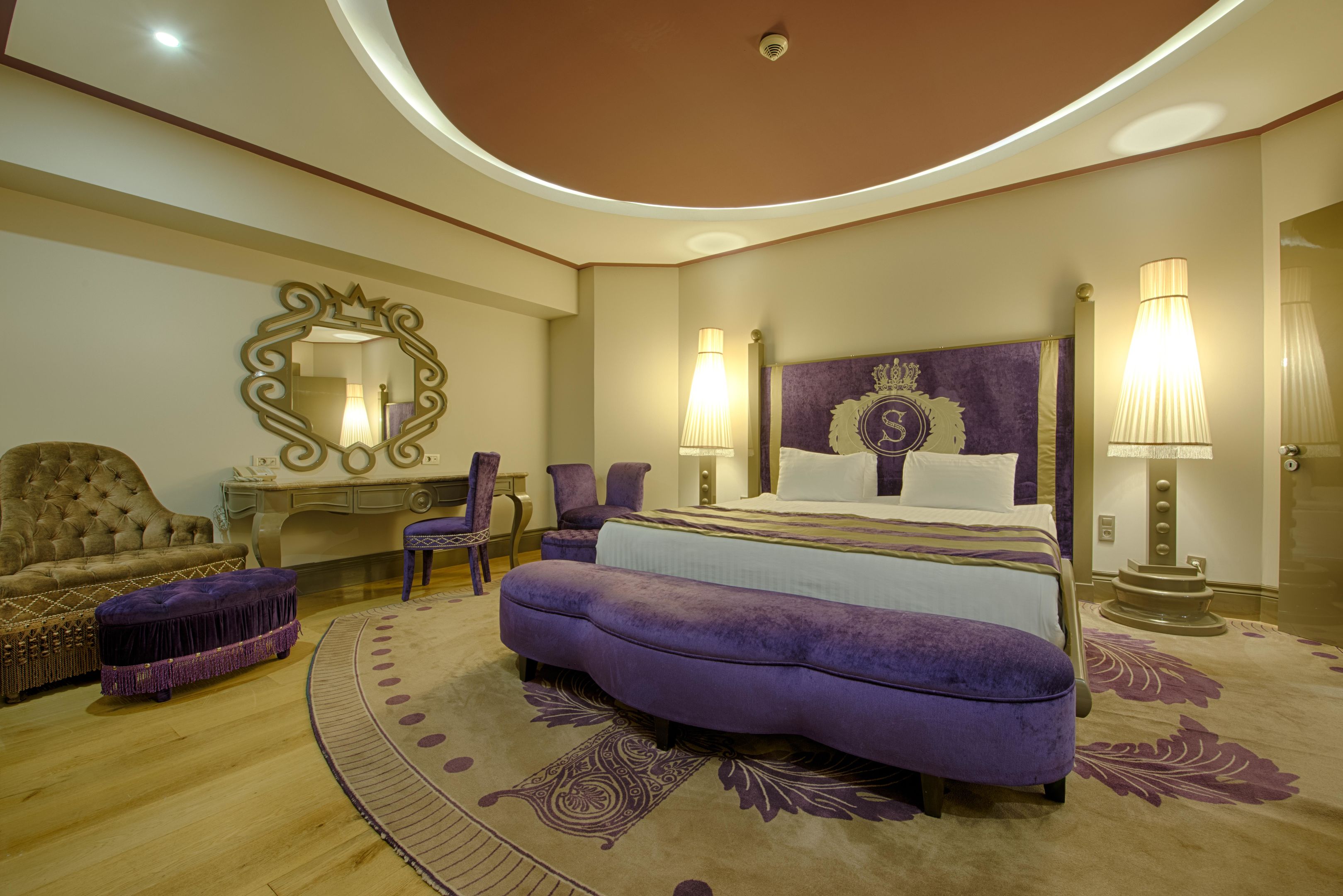 SELECTUM LUXURY RESORT