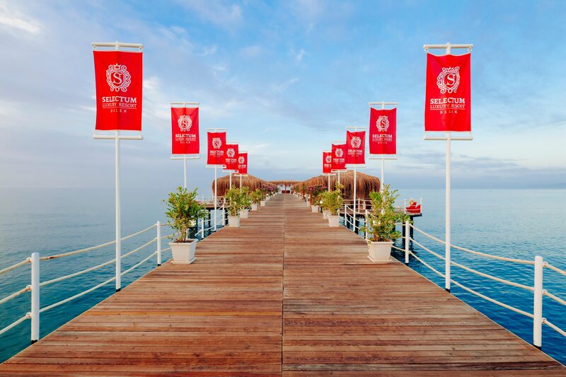 SELECTUM LUXURY RESORT