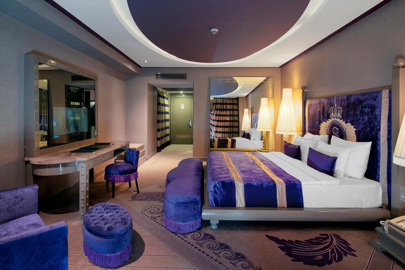 SELECTUM LUXURY RESORT