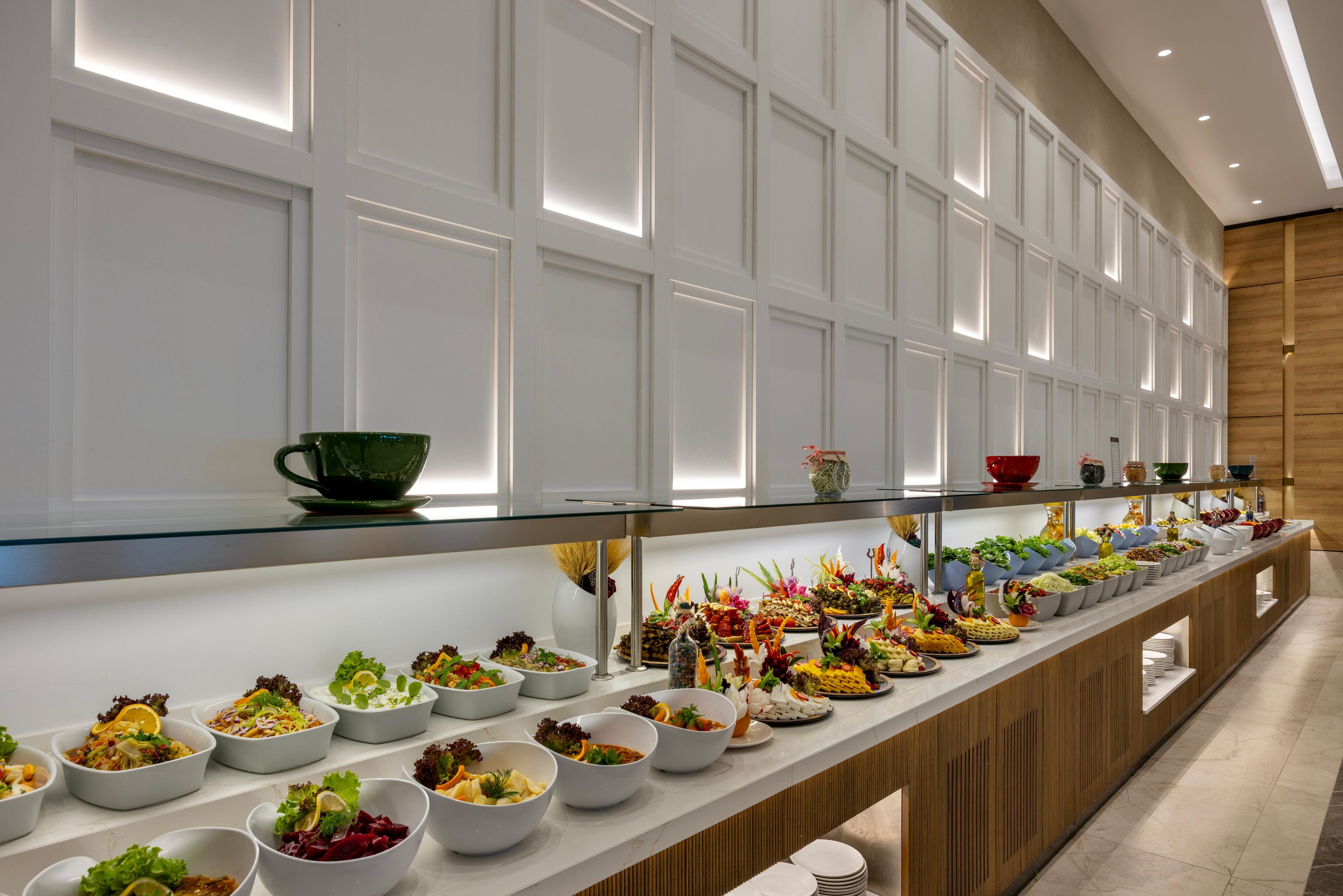 SEVEN SEAS HOTEL LIFE