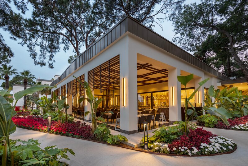 SEVEN SEAS HOTEL LIFE