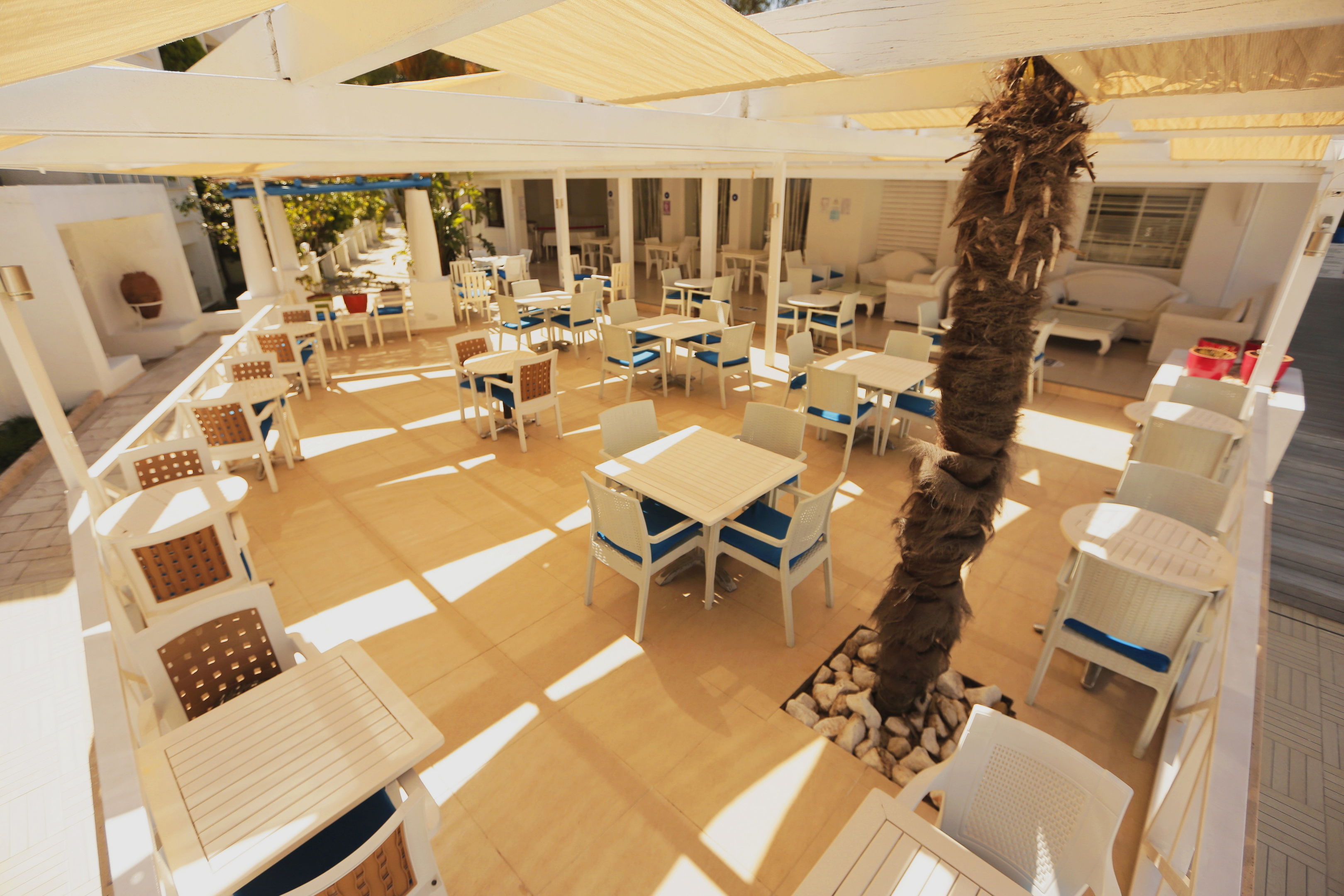 CLUB MUNAMAR BEACH RESORT