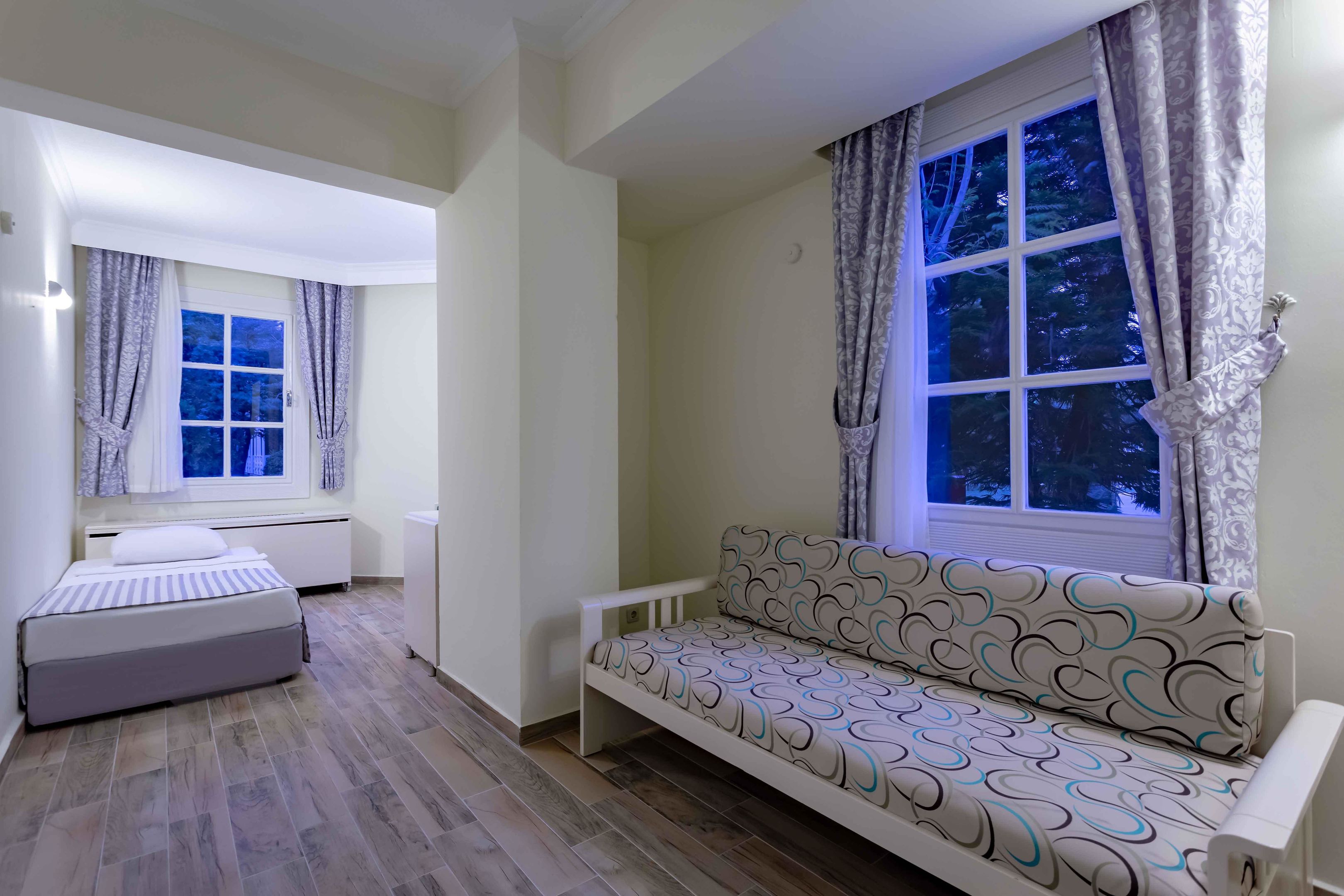 ASTERIA FAMILY RESORT SIDE