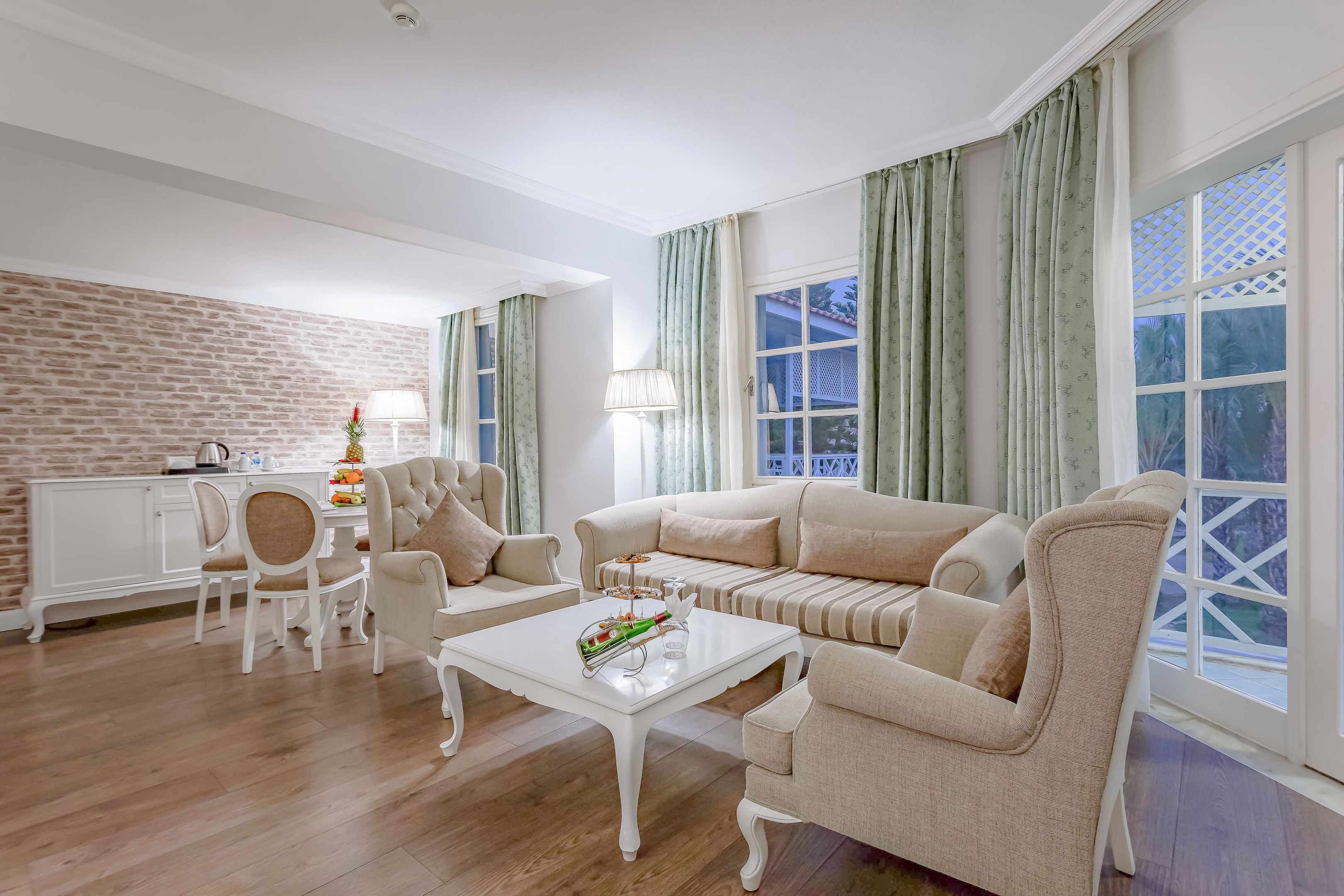 ASTERIA FAMILY RESORT SIDE