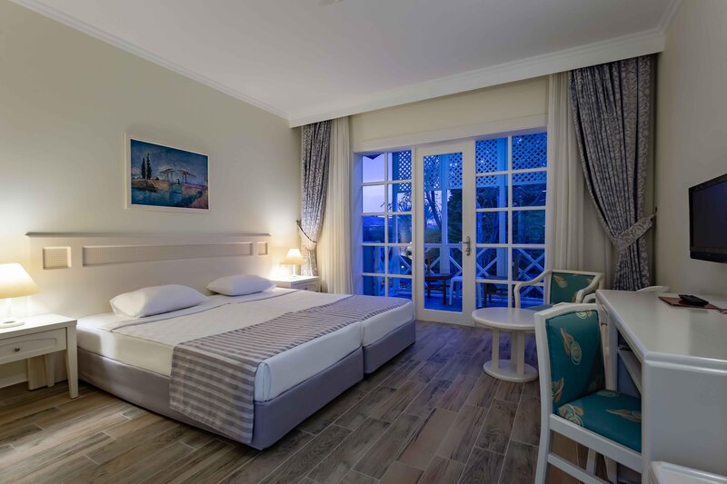 ASTERIA FAMILY RESORT SIDE