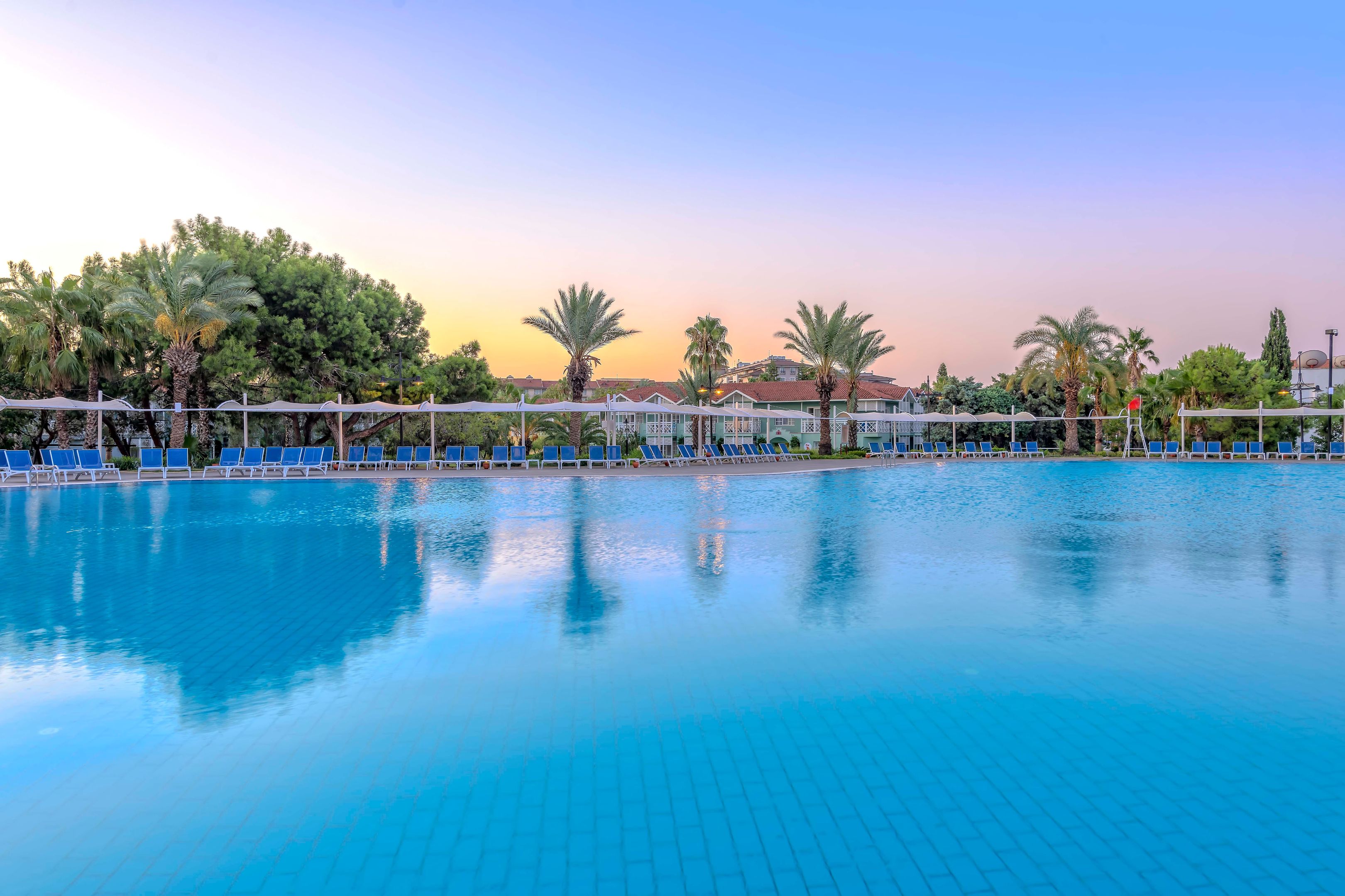 ASTERIA FAMILY RESORT SIDE