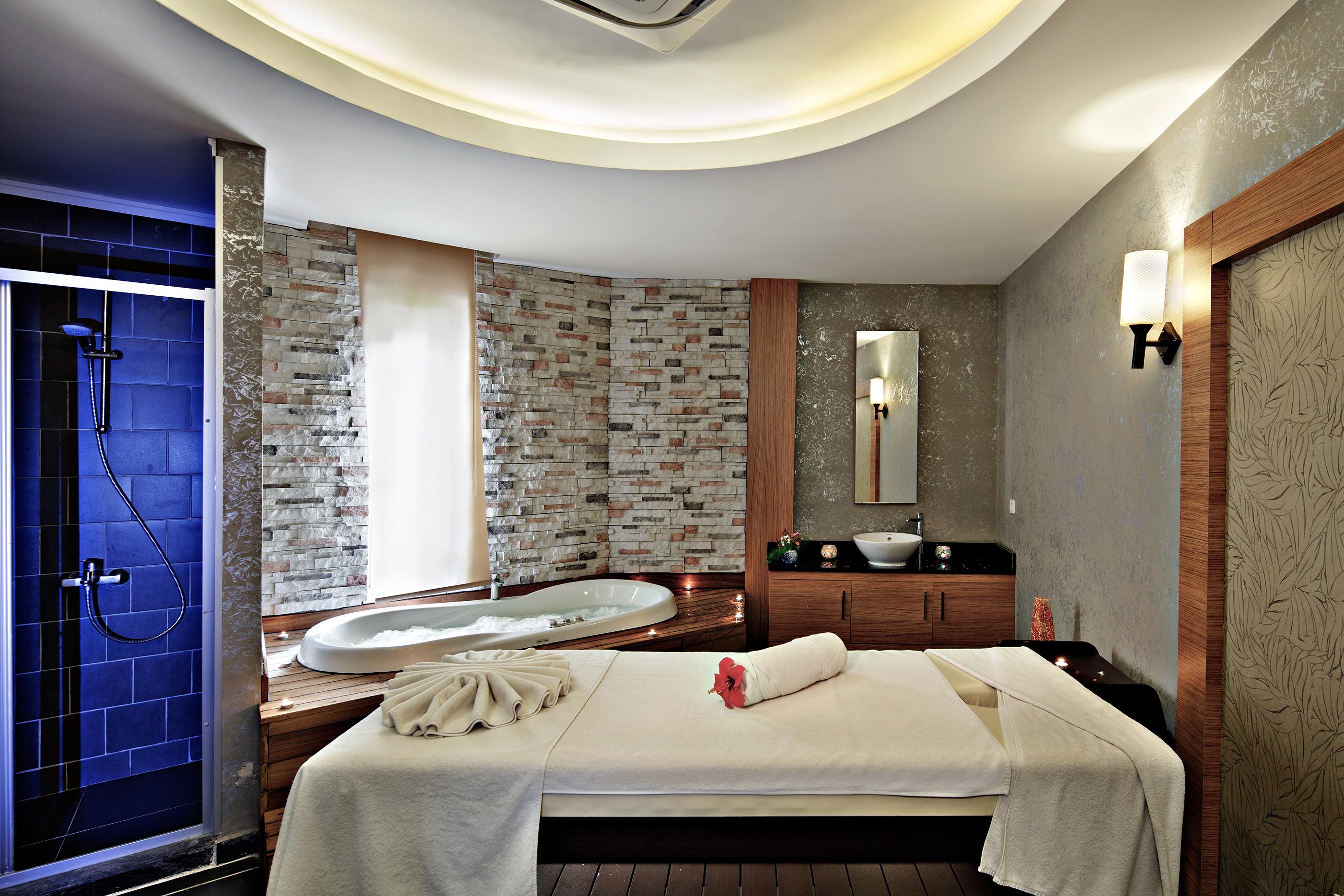 ASTERIA FAMILY RESORT SIDE