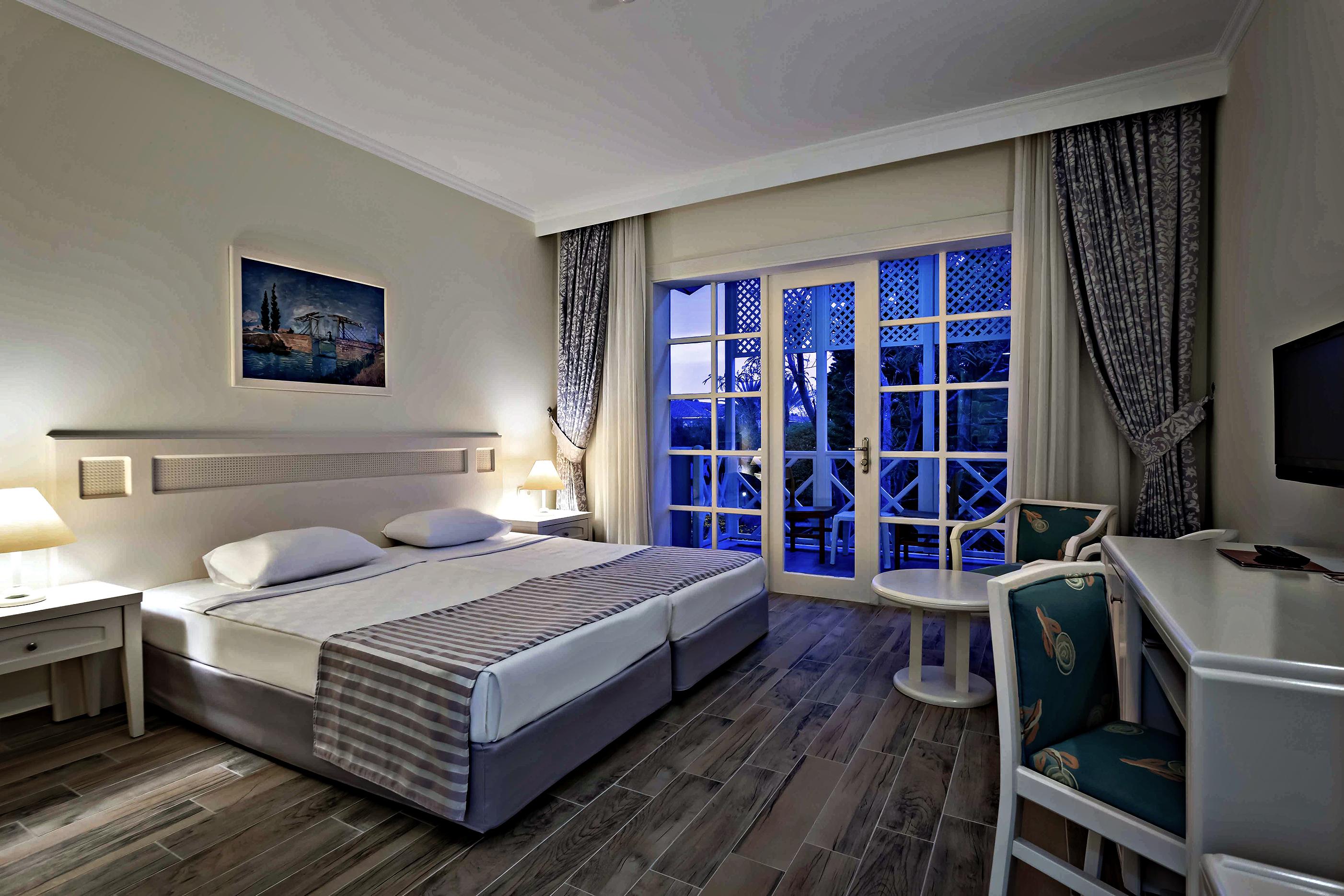 ASTERIA FAMILY RESORT SIDE
