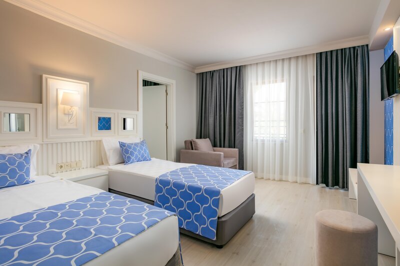 SELECTUM COLOURS SIDE