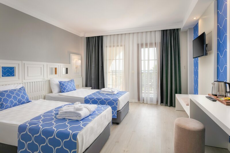 SELECTUM COLOURS SIDE